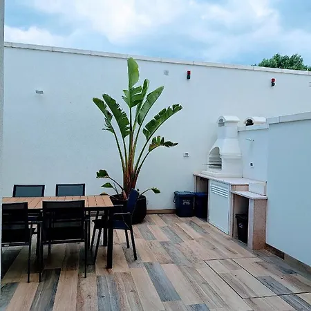 Pescoluse Apartamento *