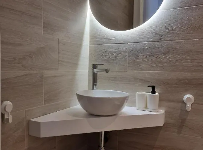Pescoluse Daire *